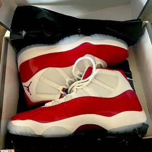 Air Jordan 11 Retro “Cherry”